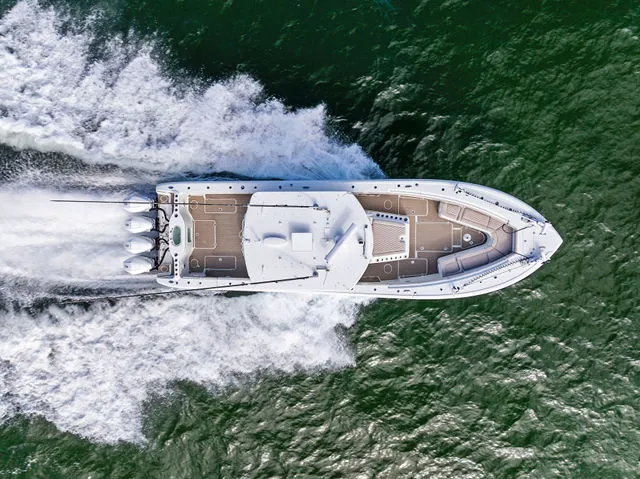 Slide: The Image of Yellowfin 42 Offshore 2020 - 90