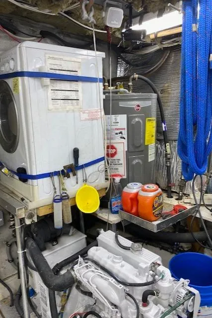 Slide: The Image of Matthews Motor Yacht 1971 - 55