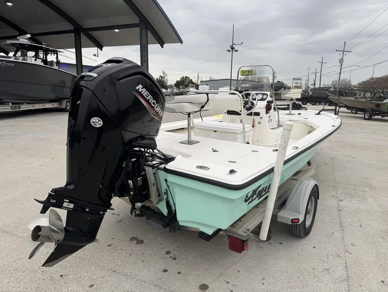 Slide: The Image of Mako 18 LTS Inshore 2010 - 7