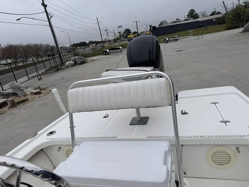 Slide: The Image of Mako 18 LTS Inshore 2010 - 8