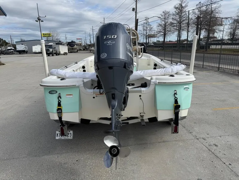 Slide: The Image of NauticStar 215 XTS 2019 - 7