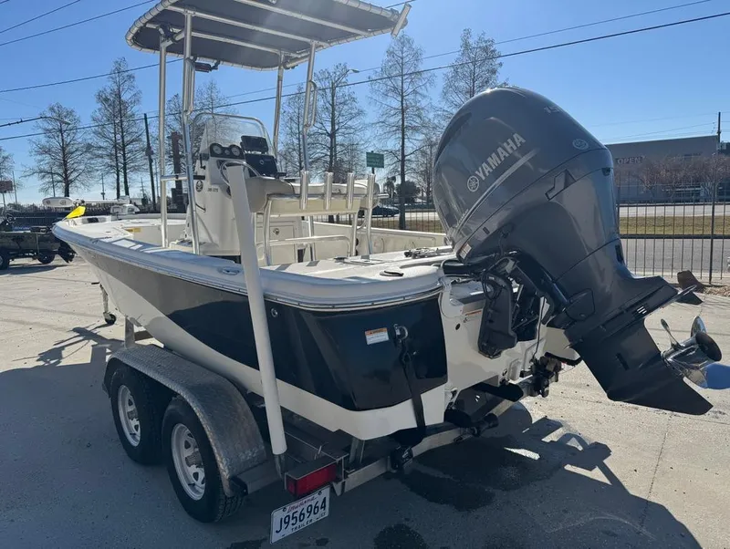 Slide: The Image of NauticStar 215 XTS Shallow Bay 2017 - 7