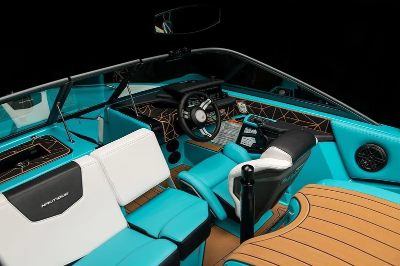 Slide: The Image of 2023-Nautique-Ski-Nautique-200-MarineMax - 8
