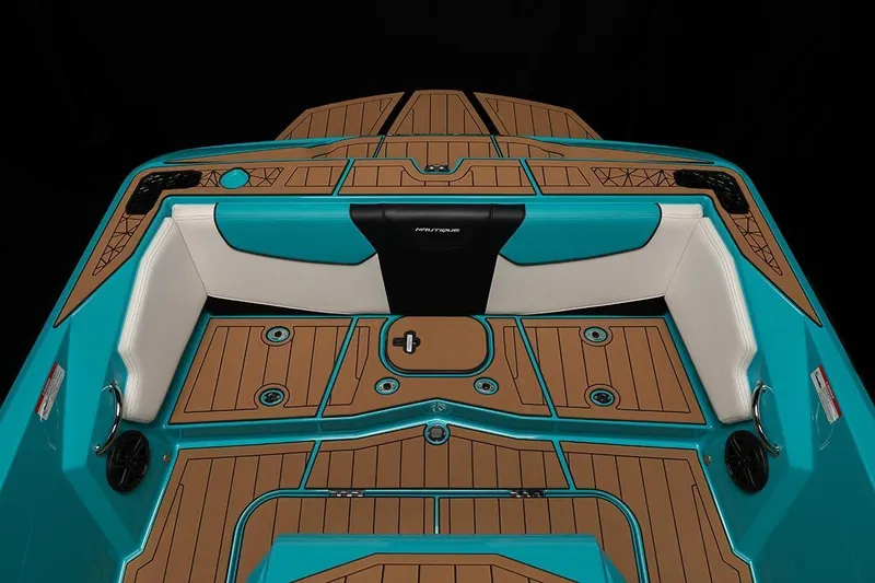 Slide: The Image of 2023-Nautique-Ski-Nautique-200-MarineMax - 9