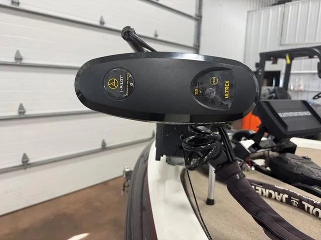 Slide: The Image of Skeeter ZX 20 2014 - 3