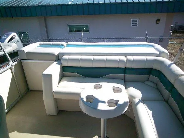 Slide: The Image of Sweetwater 200ES Tuscany Pontoon 2004 - 6