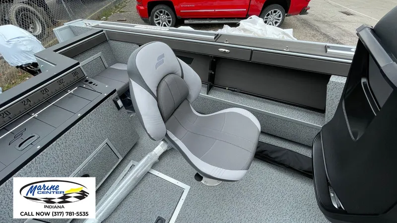 Slide: The Image of Starcraft FISHMASTER 196SC 2025 - 4