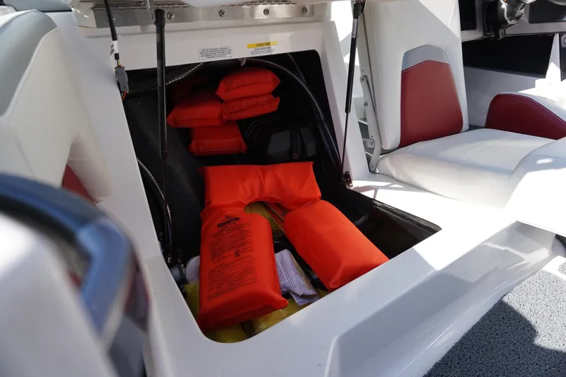 Slide: The Image of MasterCraft ProStar 2023 - 22