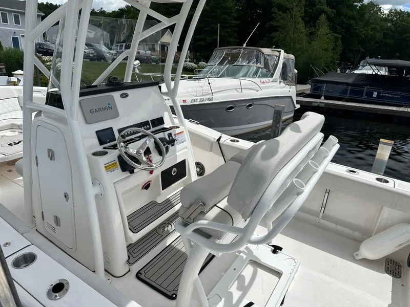 Slide: The Image of Sea Fox 248 Commander 2023 - 7