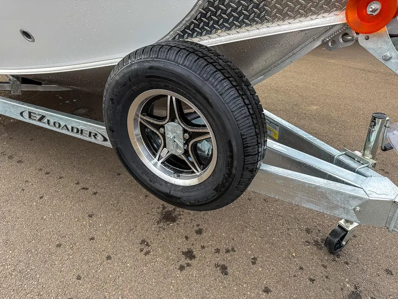 Slide: The Image of Hewescraft 190 Sea Runner ET 2026 - 24