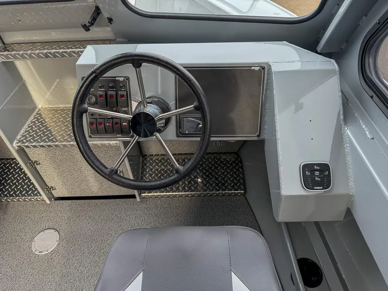 Slide: The Image of Hewescraft 240 Ocean Pro HT 2025 - 10