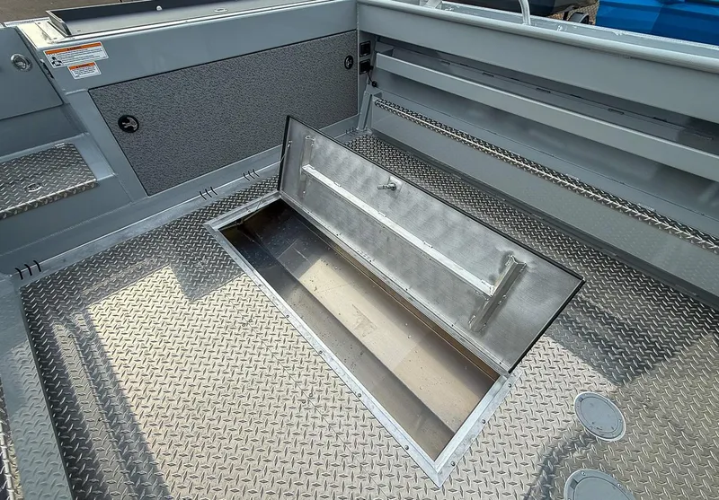 Slide: The Image of Hewescraft 240 Ocean Pro HT 2025 - 18