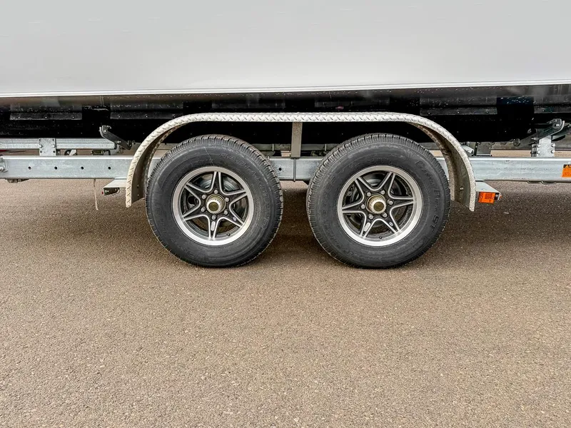 Slide: The Image of Hewescraft 240 Ocean Pro HT 2025 - 26