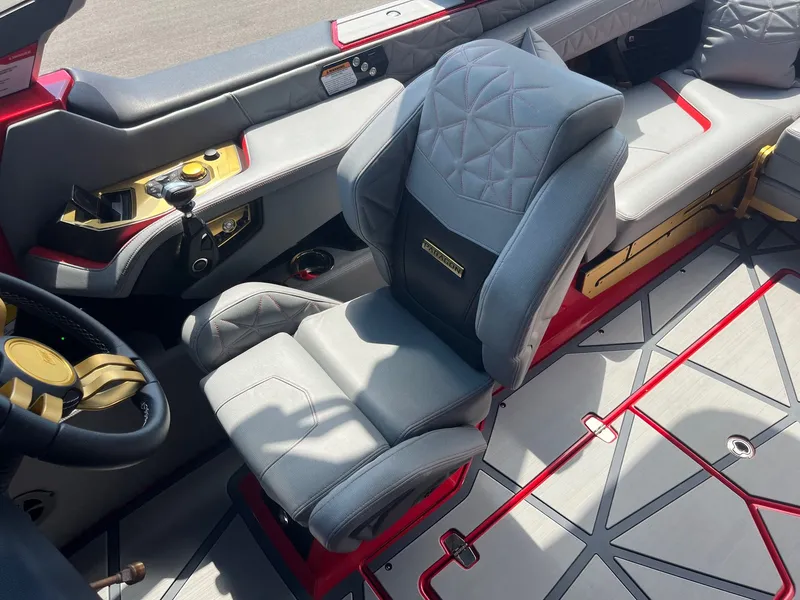 Slide: The Image of Correct Craft Super Air Nautique G23 Paragon 2024 - 28