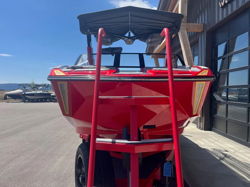 Slide: The Image of Correct Craft Super Air Nautique G23 Paragon 2024 - 9