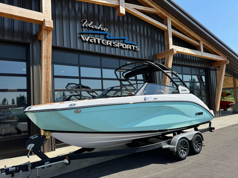 Slide: The Image of 2024 Yamaha 222SD jet boat displayed at Idaho Water Sports dealership. - 3