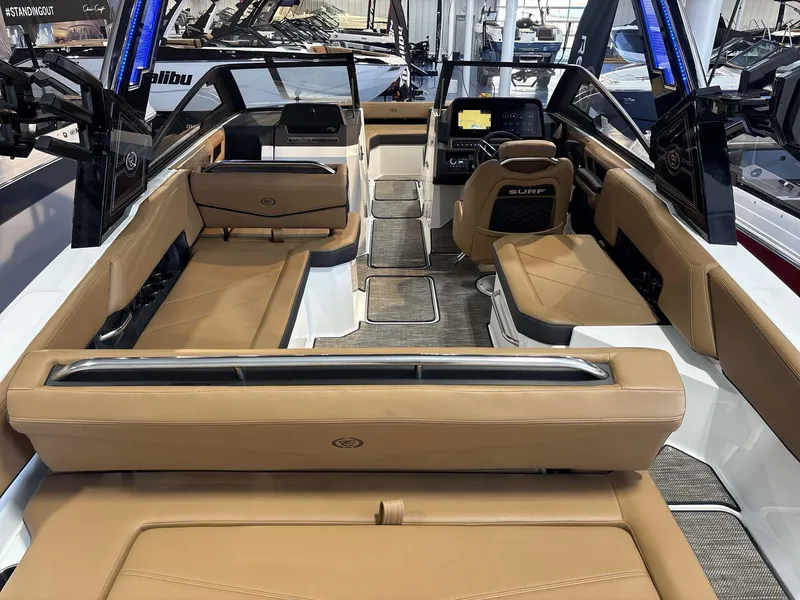 Slide: The Image of Cobalt R6 Surf 2025 - 7