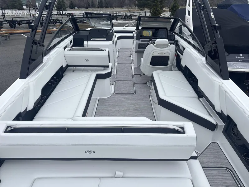 Slide: The Image of Cobalt R8 2025 - 5