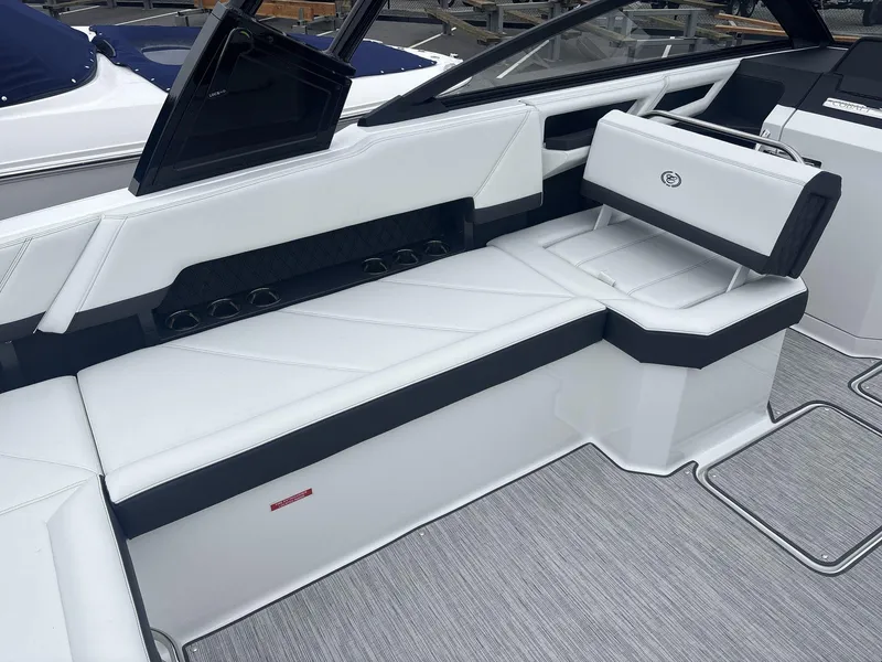 Slide: The Image of Cobalt R8 2025 - 7