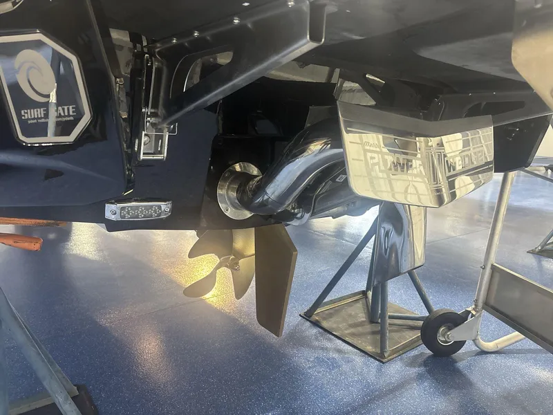 Slide: The Image of Malibu 23 LSV 2025 - 5