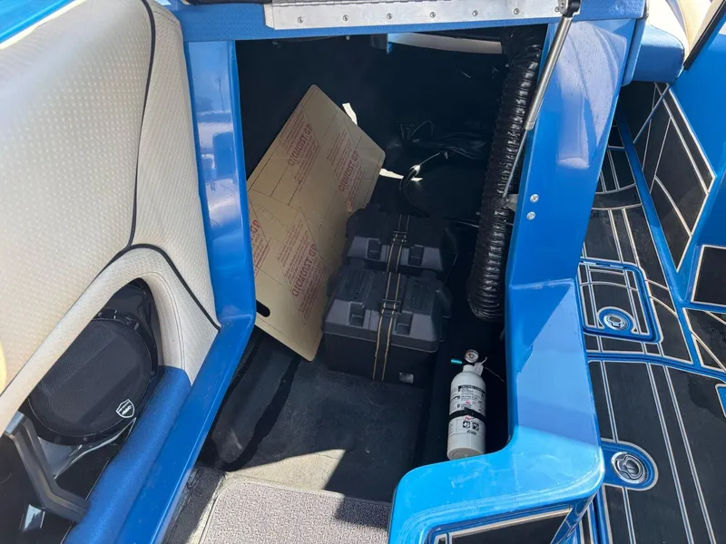 Slide: The Image of Centurion Ri245 2022 - 17