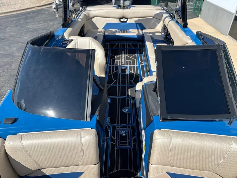 Slide: The Image of Centurion Ri245 2022 - 7