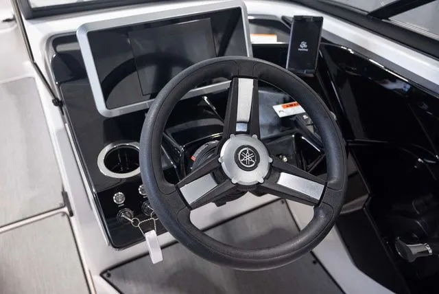 Slide: The Image of Yamaha AR250 2025 - 7