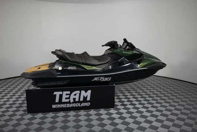 Slide: The Image of Kawasaki Ultra® 160LX 2025 - 5