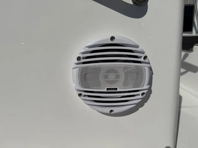 Slide: The Image of Sea Pro 172 Bay 2025 - 15