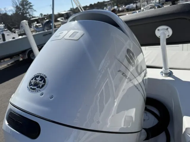 Slide: The Image of Sea Pro 172 Bay 2025 - 6