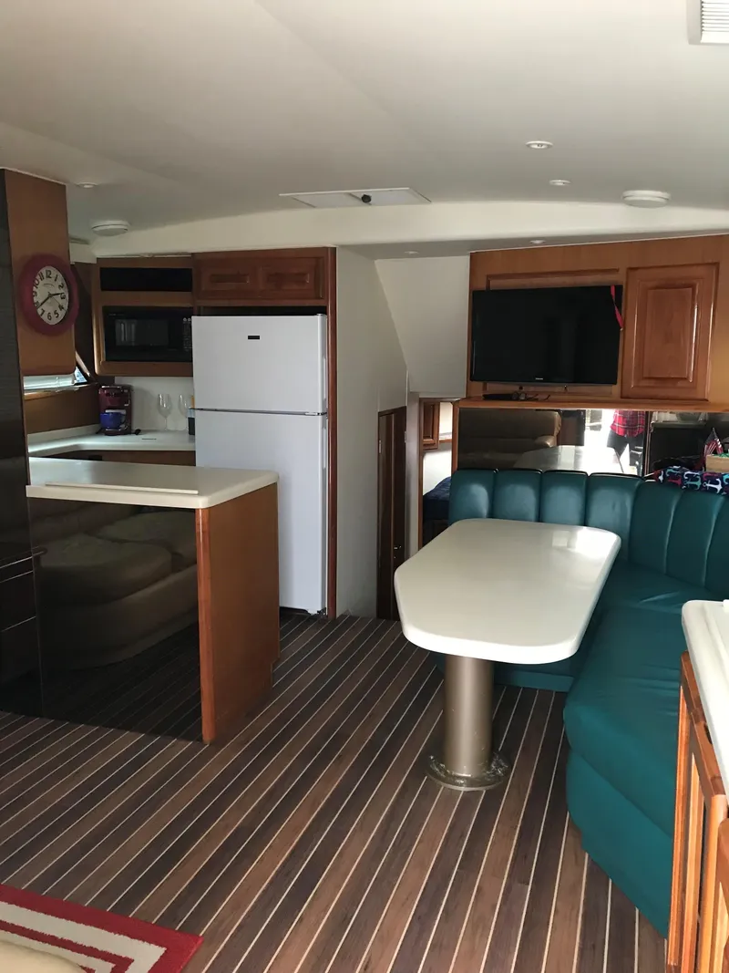 Slide: The Image of Viking 47 Convertible 1999 - 6