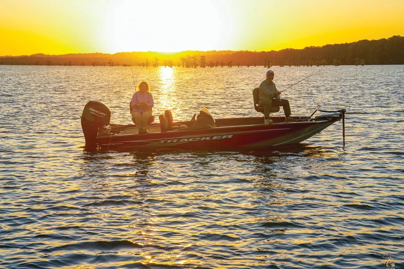 Slide: The Image of Tracker Pro Team 175 TF 2024 - 41