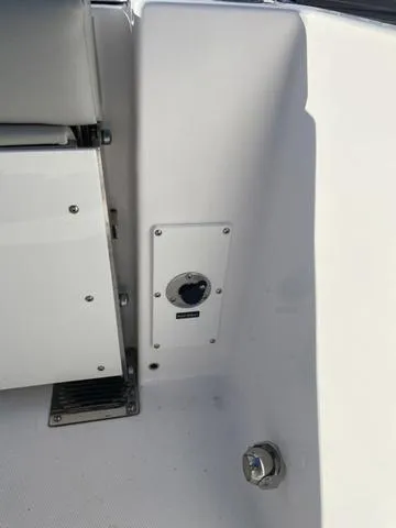 Slide: The Image of Everglades 235CC 2022 - 51