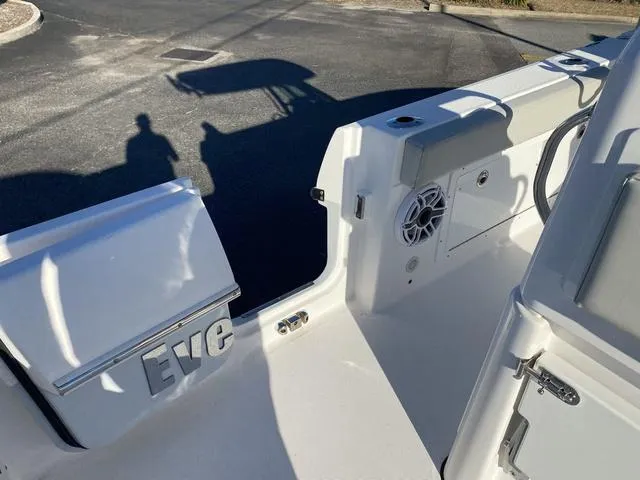 Slide: The Image of Everglades 235CC 2022 - 68