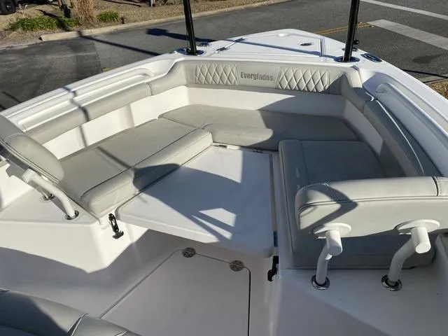 Slide: The Image of Everglades 235CC 2022 - 72