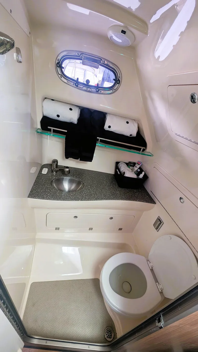 Slide: The Image of Boston Whaler 315 Conquest 2014 - 50