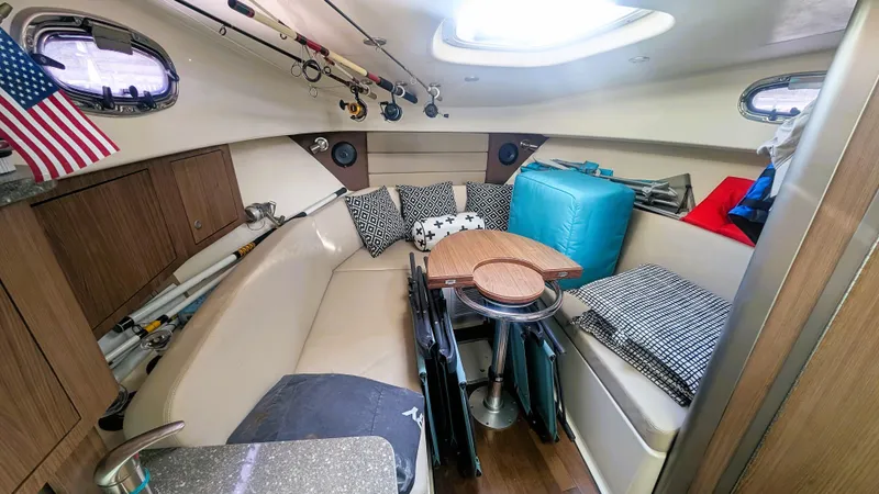 Slide: The Image of Boston Whaler 315 Conquest 2014 - 51