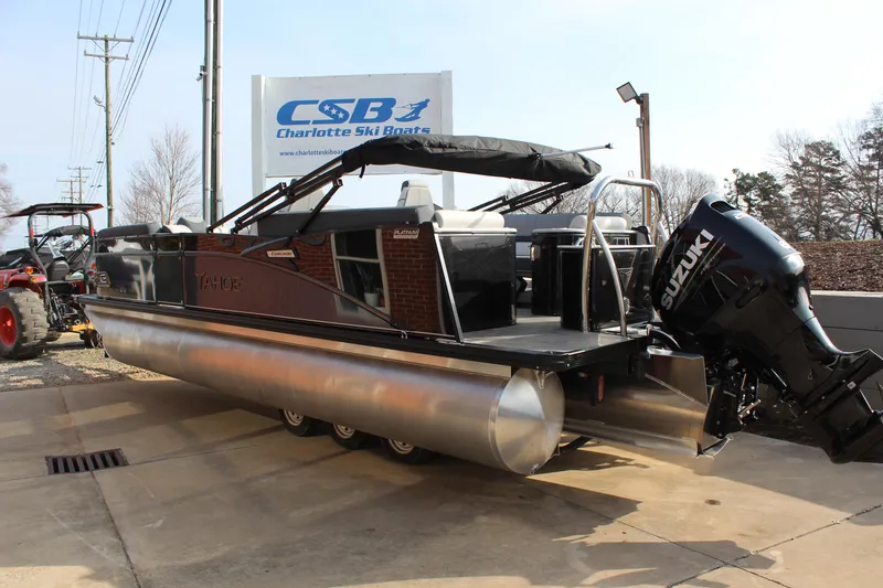 Slide: The Image of 2025 Tahoe Pontoon Cascade QLS with Suzuki 200 engine at Charlotte Ski Boats. - 3