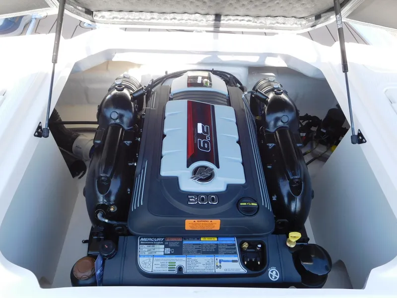 Slide: The Image of Engine compartment of 2025 Chaparral 23 SSi boat, featuring a powerful 6.2L engine. - 12