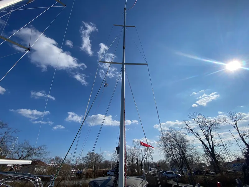 Slide: The Image of 2004 Catalina 350 Glamorgan - 28