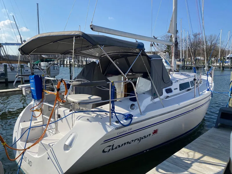 Slide: The Image of 2004 Catalina 350 Glamorgan - 5