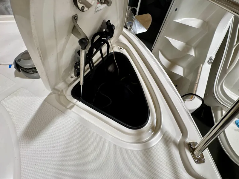 Slide: The Image of Sea Ray Sundancer 510 2014 - 82