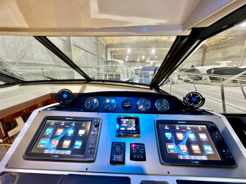 Slide: The Image of Sea Ray Sundancer 510 2014 - 86