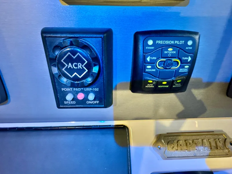 Slide: The Image of Sea Ray Sundancer 510 2014 - 92