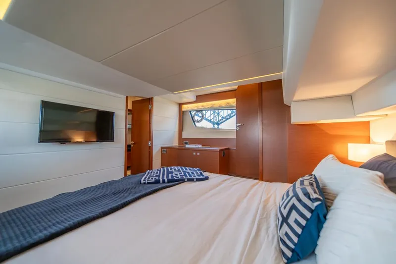 Slide: The Image of Prestige 500 2016 - 22