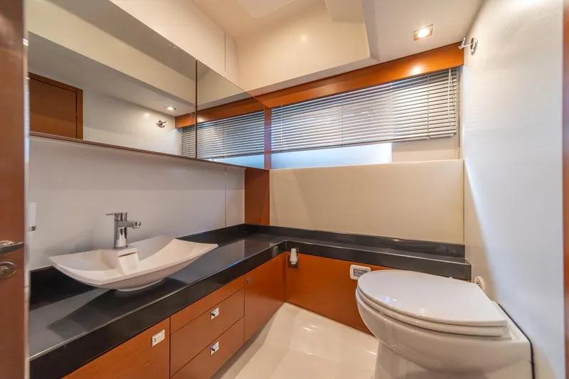 Slide: The Image of Prestige 500 2016 - 24