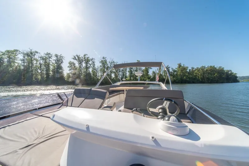 Slide: The Image of Prestige 500 2016 - 32