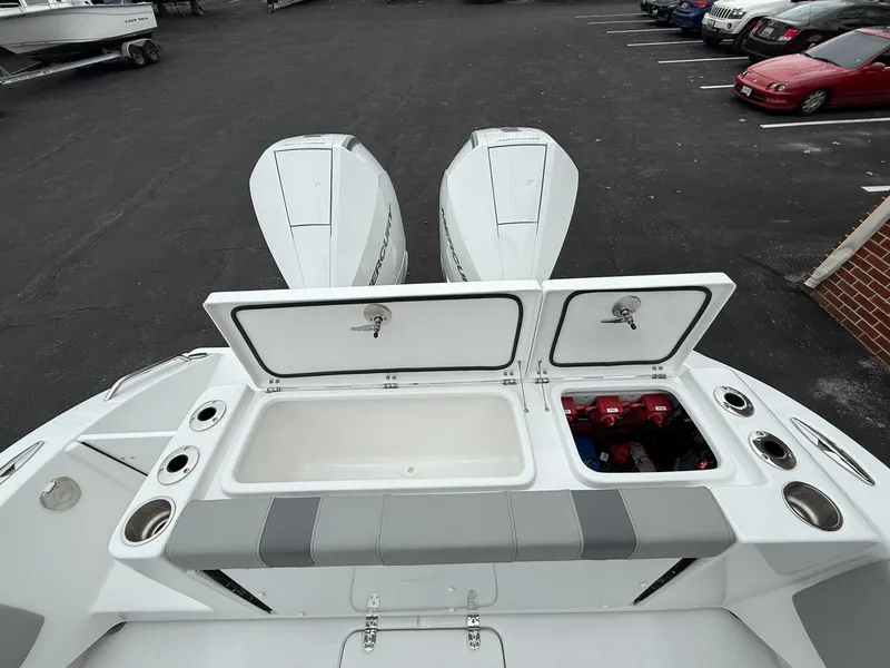 Slide: The Image of Cape Horn 28 XS 2025 - 16