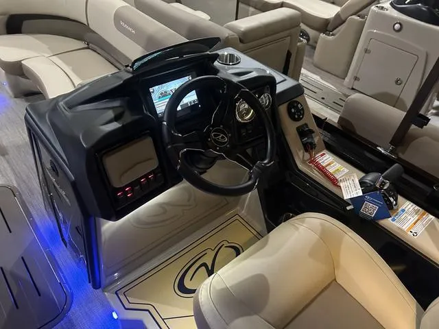 Slide: The Image of Veranda Relax RC VR22RC W/Yamaha 300 2025 - 12