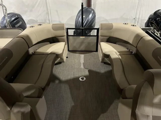 Slide: The Image of Veranda Relax RC VR22RC W/Yamaha 300 2025 - 21